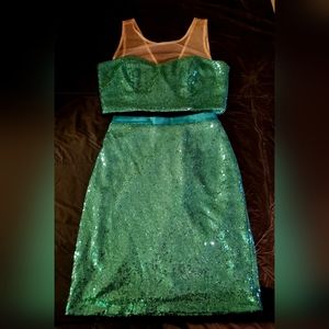 Teeze Me Vintage Sequin Two Piece Skirt Set